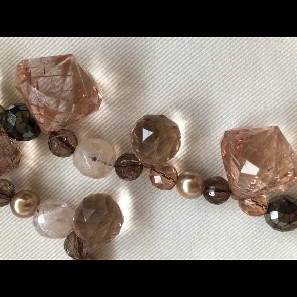 Costume jewelry necklace statement Anthropologie - Picture 4 of 5